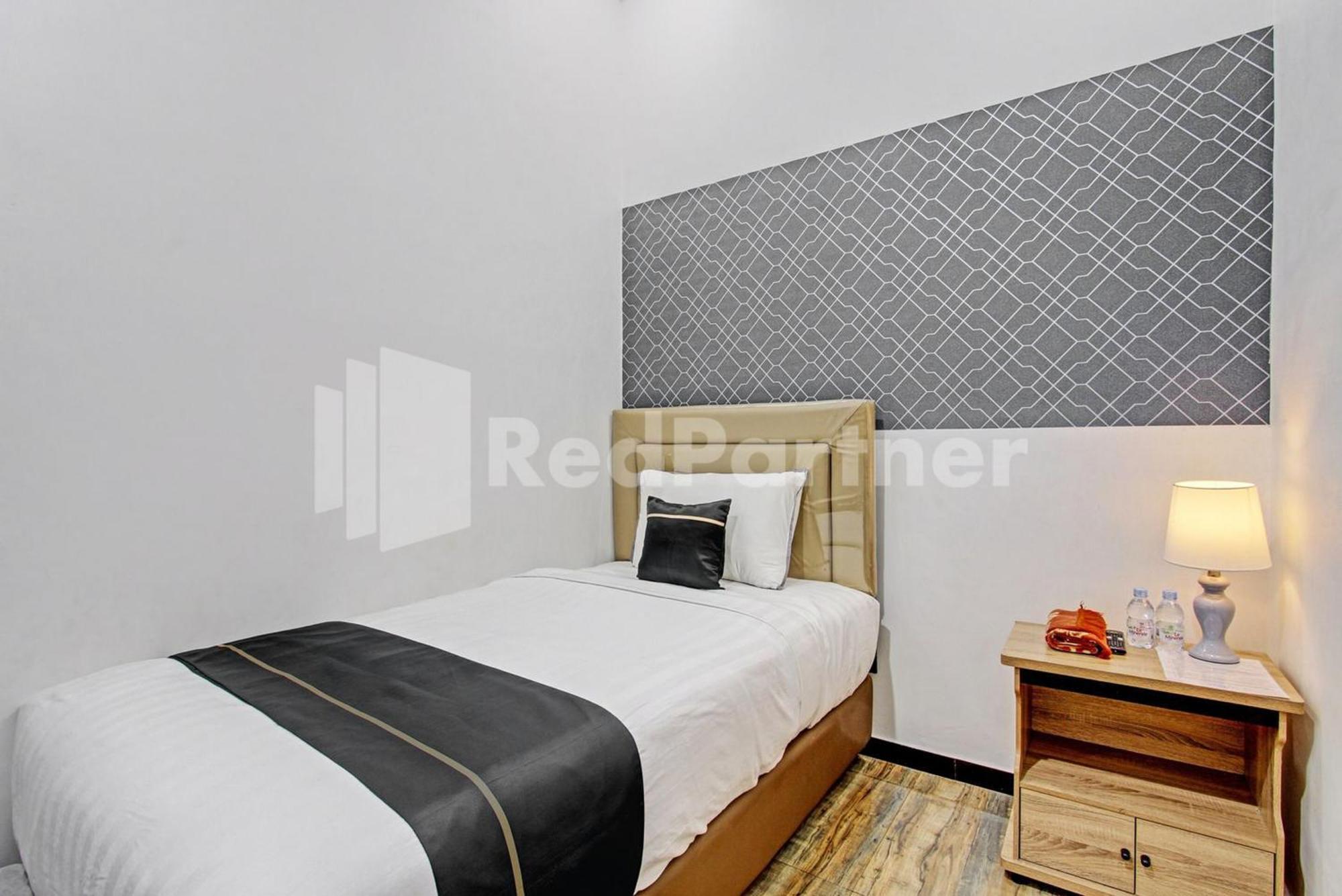 Hotel House N Coffee 55 Temanggung Redpartner Exteriér fotografie